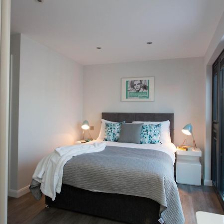 Cotels At 7Zero1: Modern Central Apartments with Broadband & Parking Milton Keynes Exterior photo